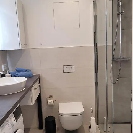 Niehler Residenz דירה *